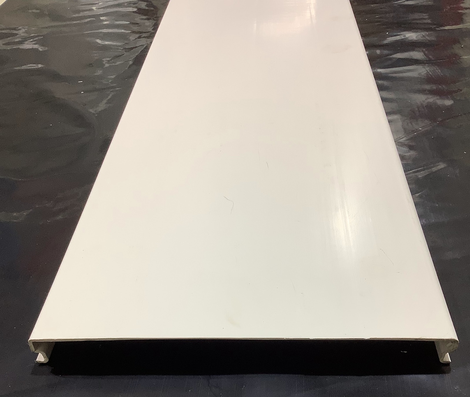 225 x 80 Channel gully Lid only per meter