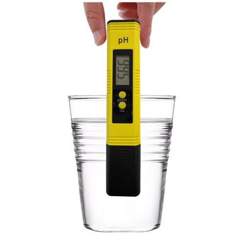 pH meter - yellow budget model - test liquids with manual calibration